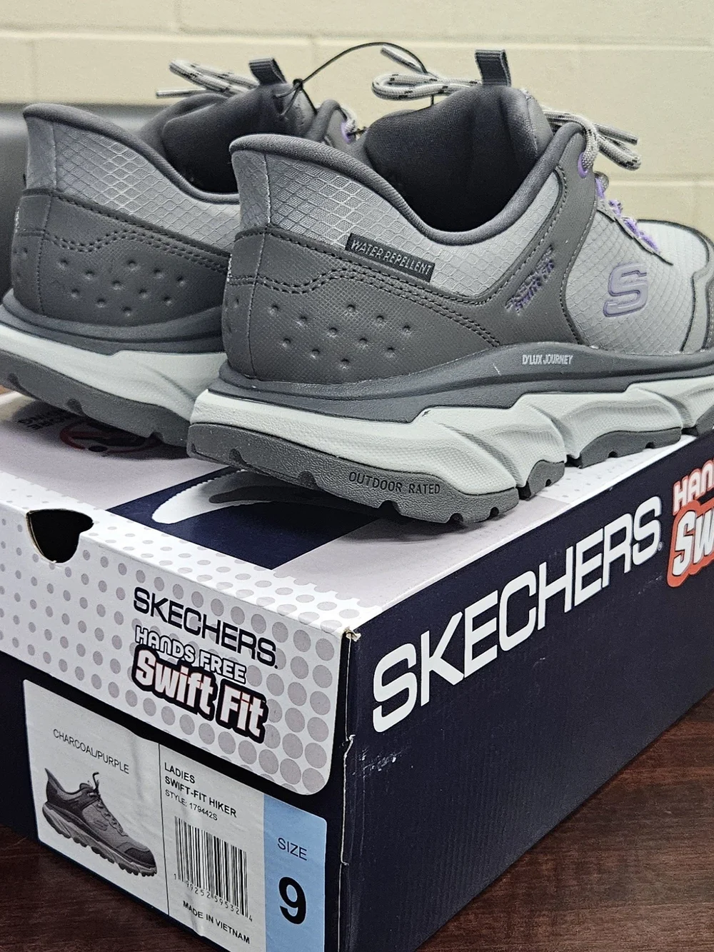 Skechers casual padded sole